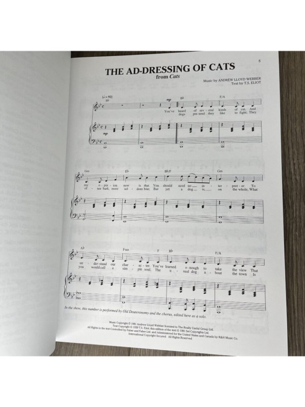 Andrew Lloyd Webber for Singers 30 Songs - Men's Edition Vocal Hal Leonard - Picture 6 of 6
